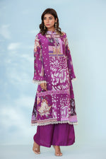 Smart crepe with lining n lace detailing