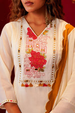 Pretty appliqué work Mul Chanderi suit set