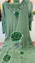 Pretty chinon hand brush painted full suit in green