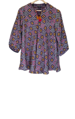 Pretty crepe Patola short top