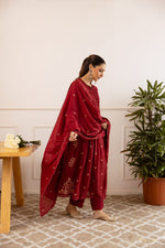 Wow soft Chanderi silk embroidered full suit set