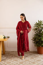 Wow soft Chanderi silk embroidered full suit set