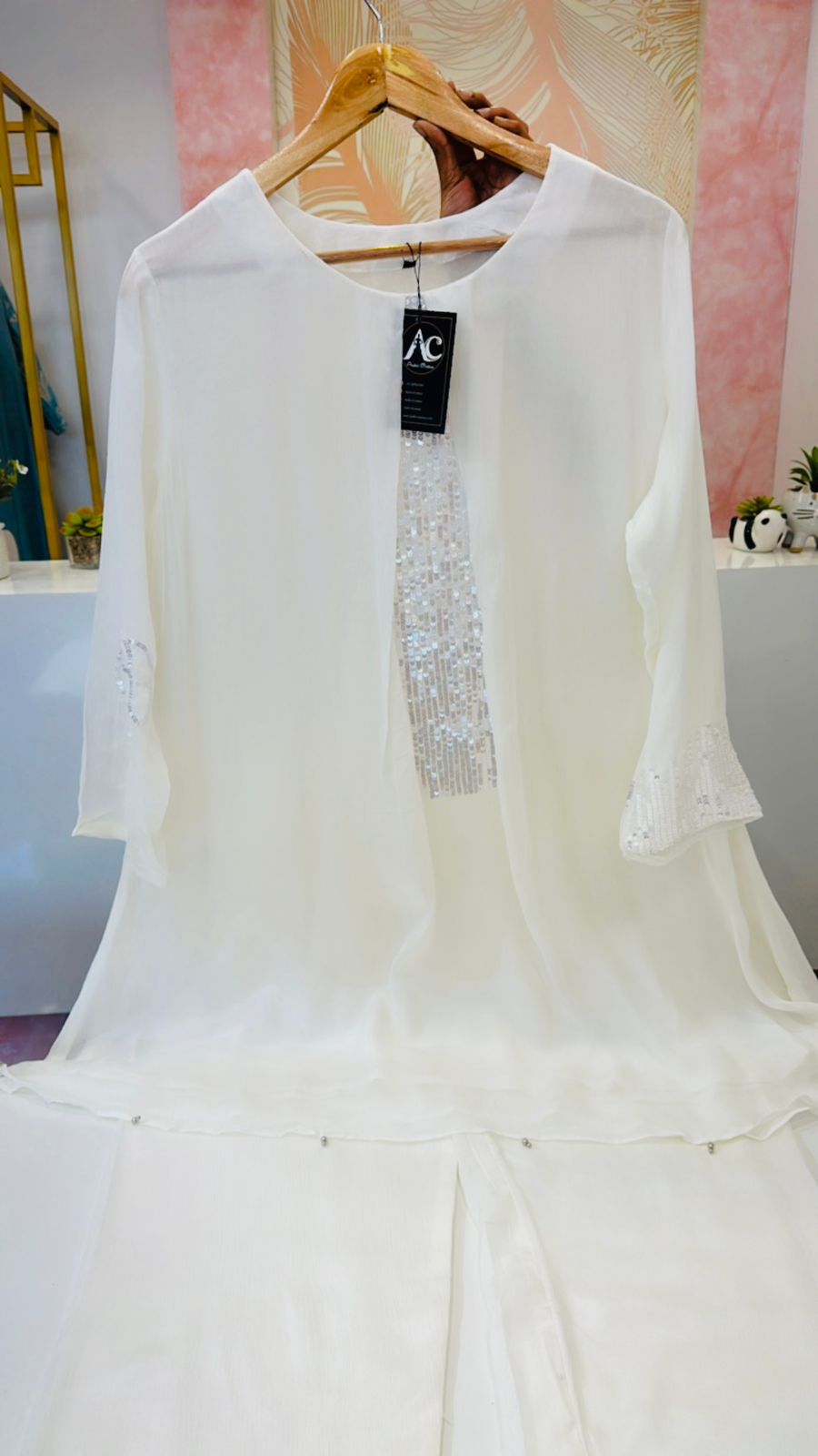 Designer hand work pure chinon co ord set