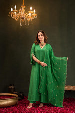 Santoori silk designer sleeves n pocket suit set in green