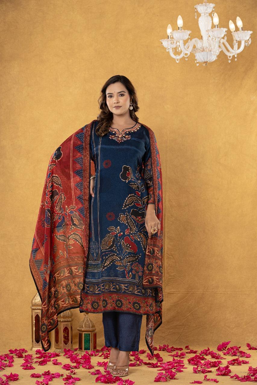 Pure crepe full suit set in blue