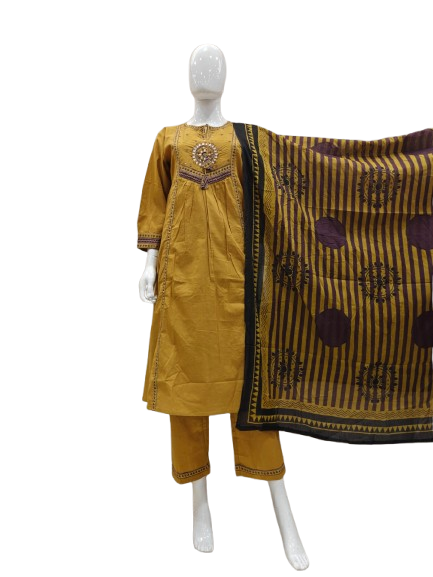 Gorgeous cotton suit in yellow n purple