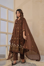 Pure mul cotton embroidered in brown