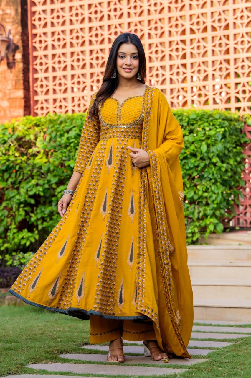 Gorgeous cotton anarkali suit set in yellow