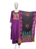 Mul chanderi with lining suit set paired with applique dupatta in purple