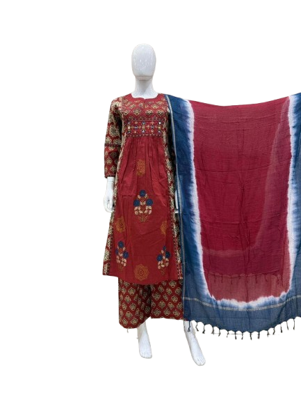 Pretty pretty cotton suit set paired with Kota Doria dupatta in red