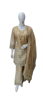 Gorgeous hand work tissue suit set