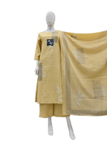 Pretty cotton suit set in yellow