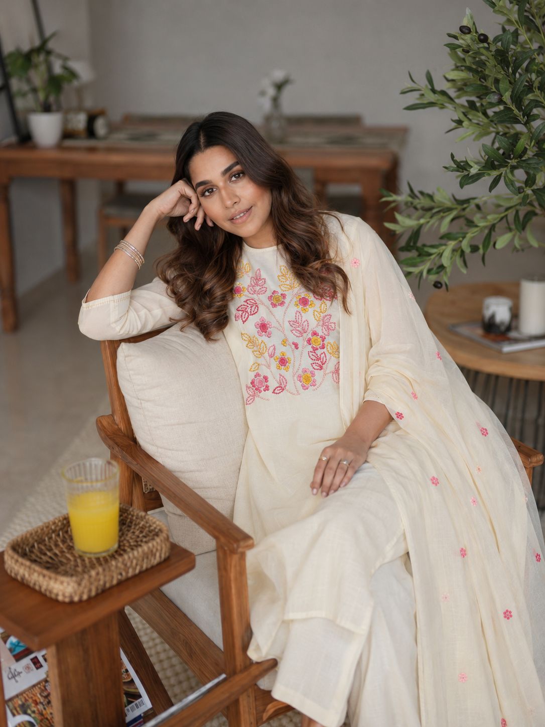 Super pretty cotton fully embroidered suit set