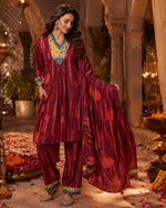 Super pretty applique cotton suit set