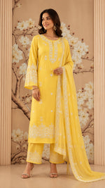 Pretty pretty Modale suit set in yellow