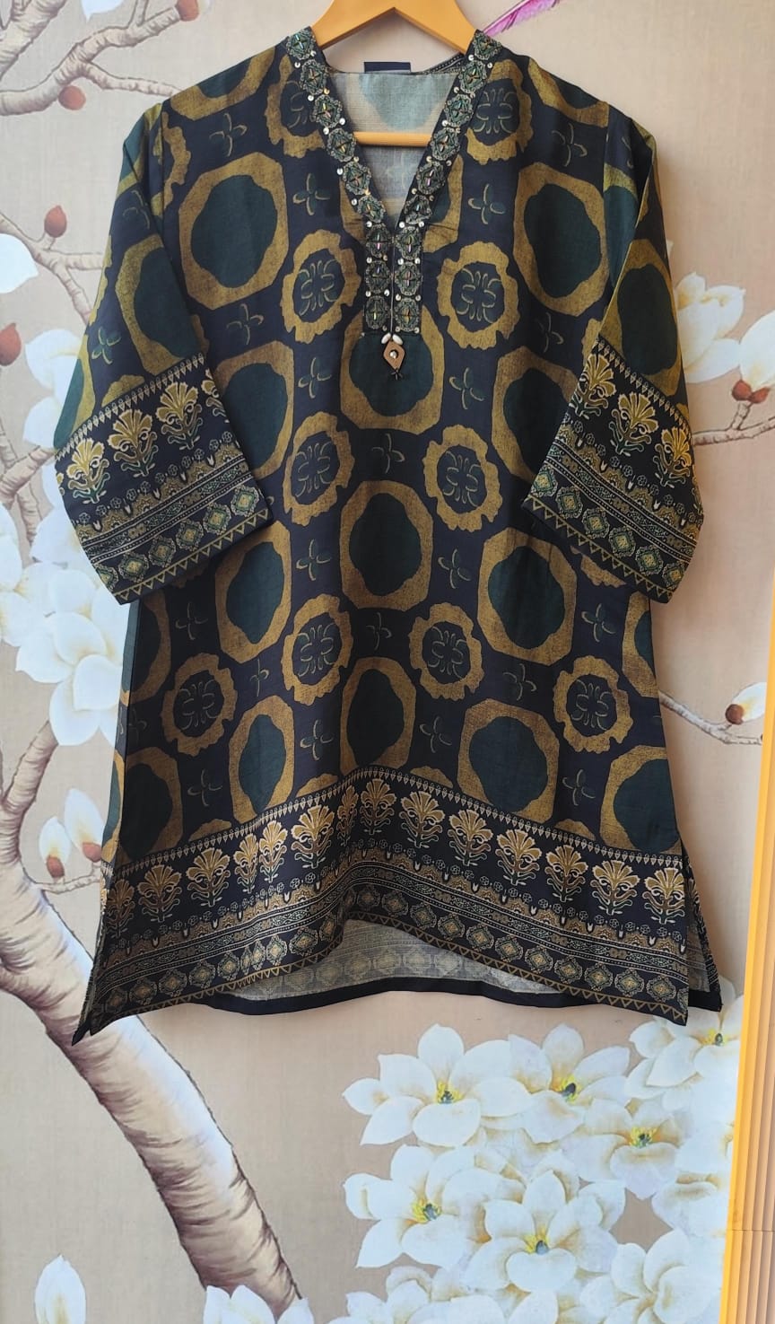 Vatican silk co ord set in green