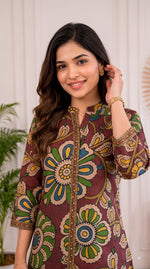 Pretty Mul silk Kalamkari top inWine