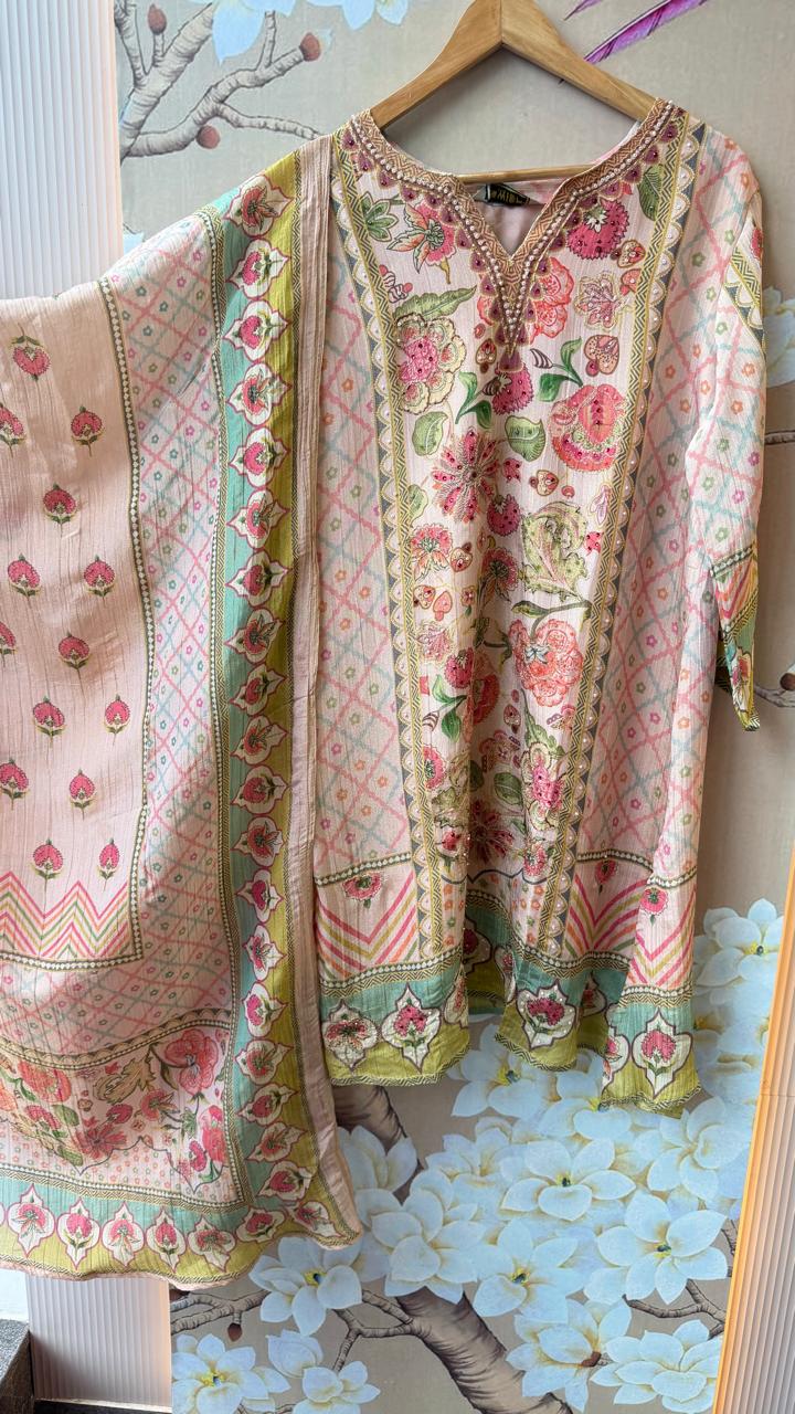 Pure chinon with beautiful pearl and zari detailing plazzo suit set in pink