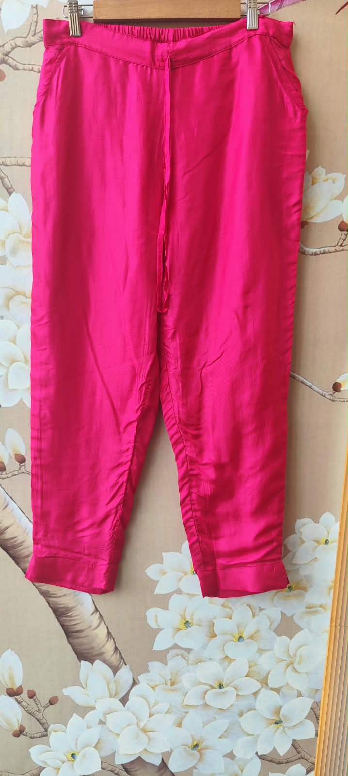 Pretty ghatchola pink bandhani hand work suit set set