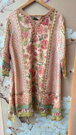 Pure chinon with beautiful pearl and zari detailing plazzo suit set in pink