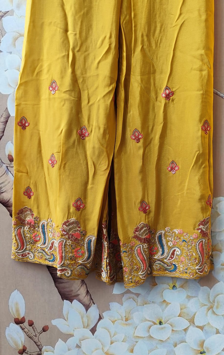 Super handwork premium chinon full suit set in yellow