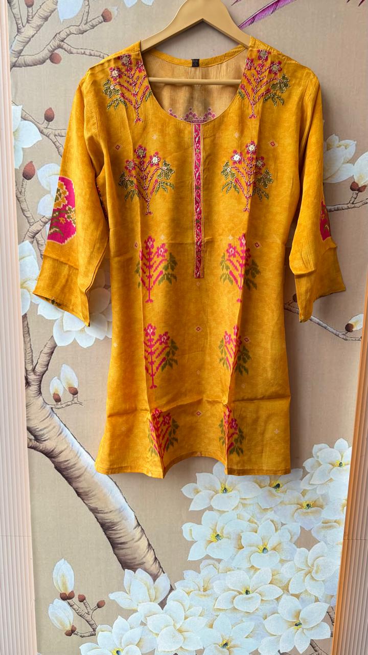 Pure crepe Patola co ord in yellow