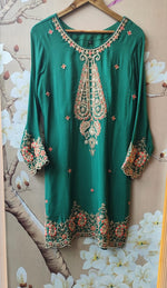 Emerald green heavy plazzo pant suit set with intricate detailing