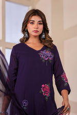 Pure Mul cotton embroidered in purple