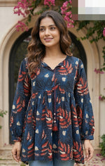 Pretty cotton printed top