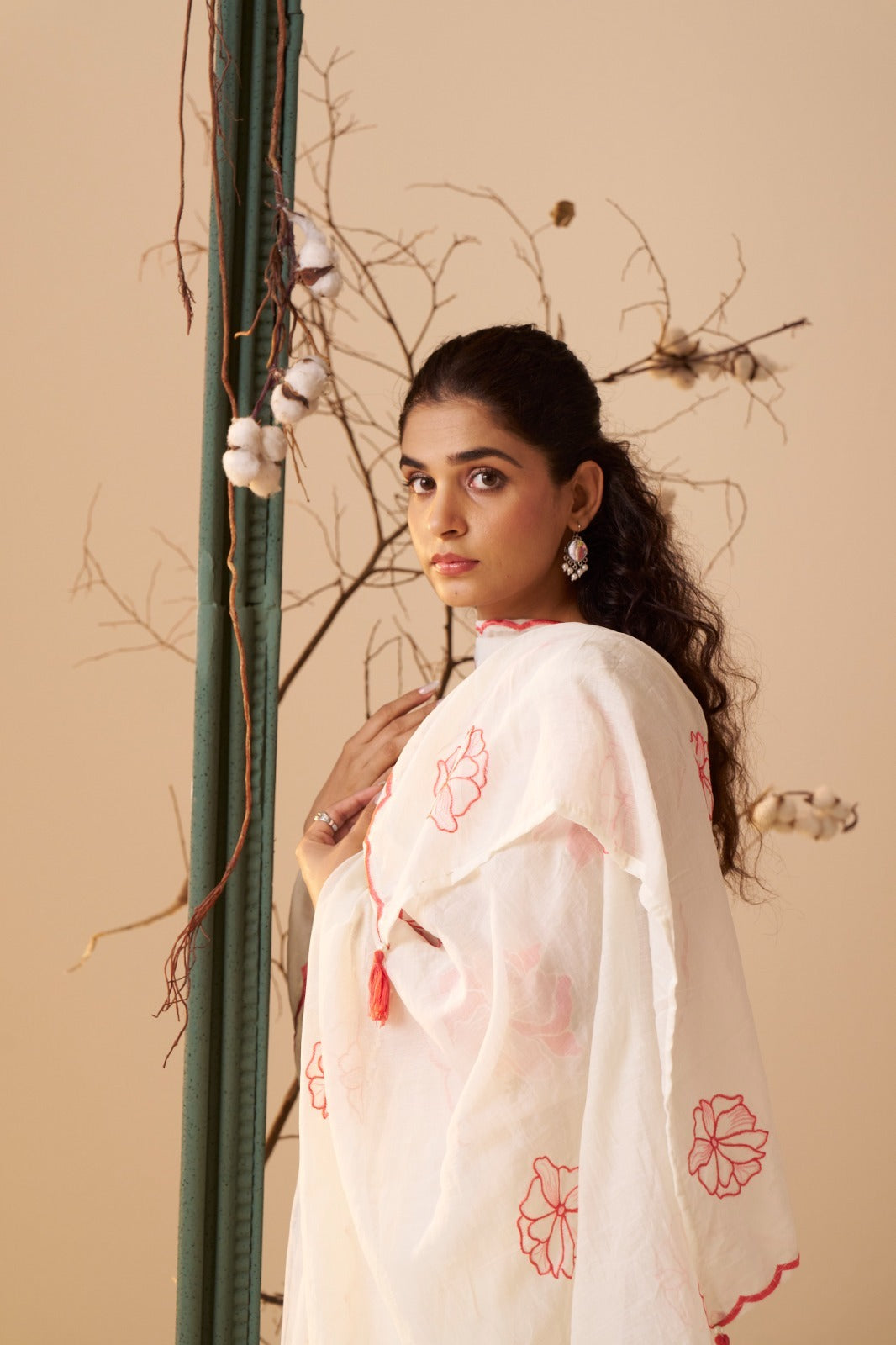 Pretty mulchanderi applique full suit set in orange
