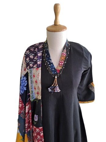 Appliqué work full suit set in black