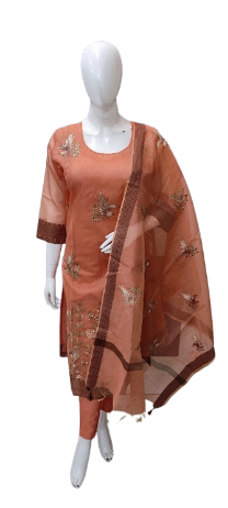 Pretty Kota checks embroidery lining suit set ( advisable to go for a size up )