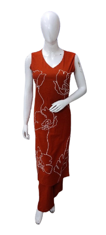 Smart sleeveless (extra sleeves available) embroidered kurta pant