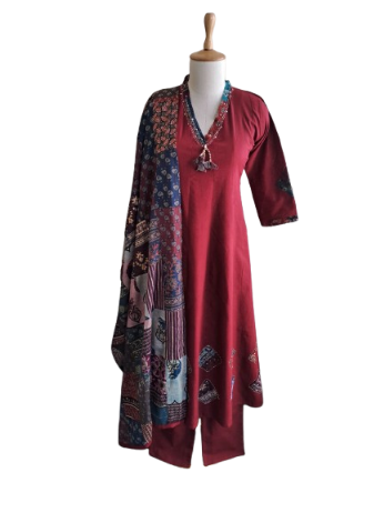 Appliqué work full suit set in red