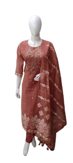 Wow jamdani suit set paired with a gorgeous dupatta