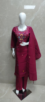 Pretty Modale embroidered suit set
