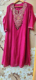 Premium Mul chanderi hand embroidery in Rani pink
