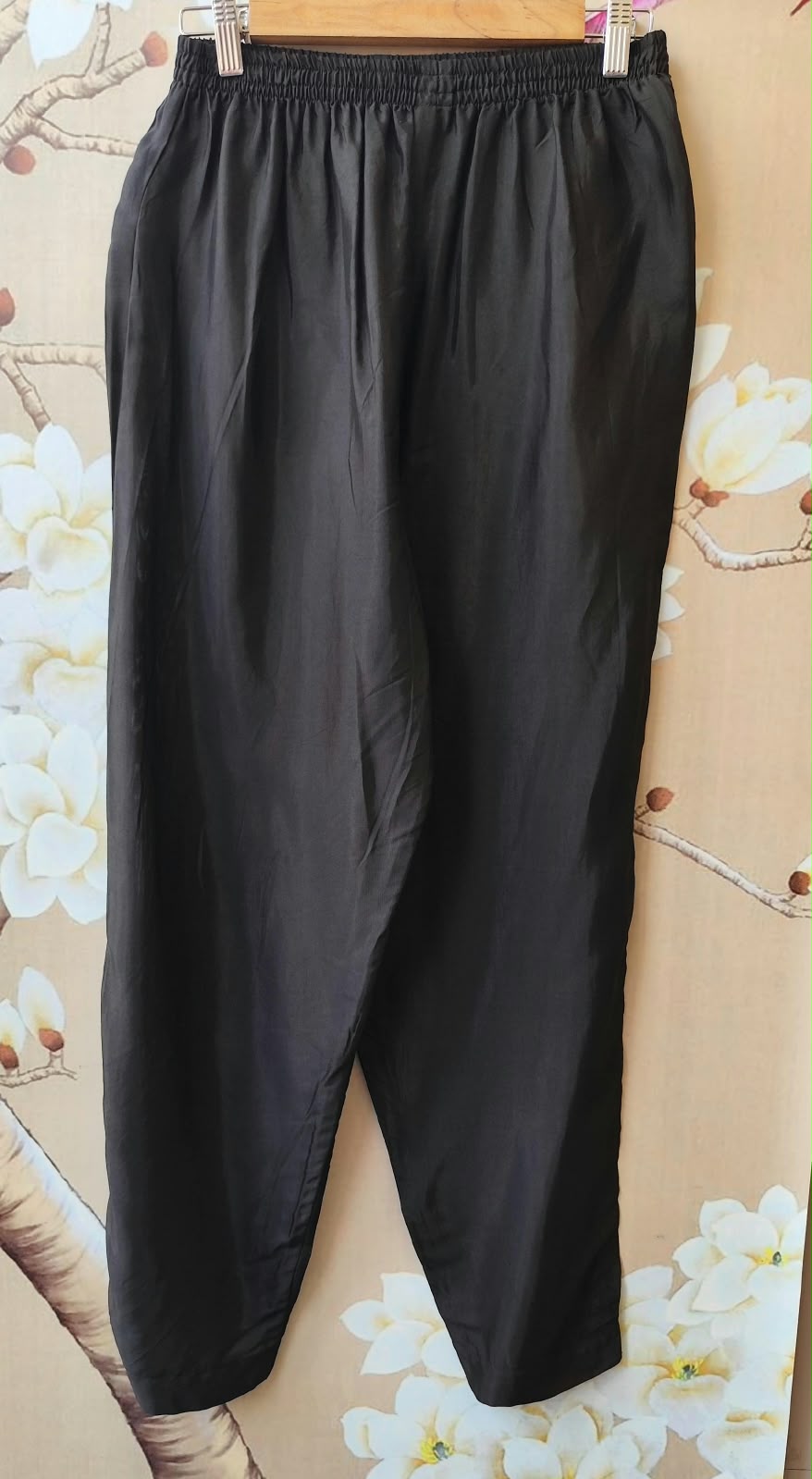 Soft chanderi silk printed back full suit set in black
