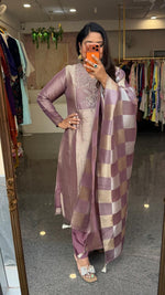 Truly royal not to be misused Kanjiwaram suit set