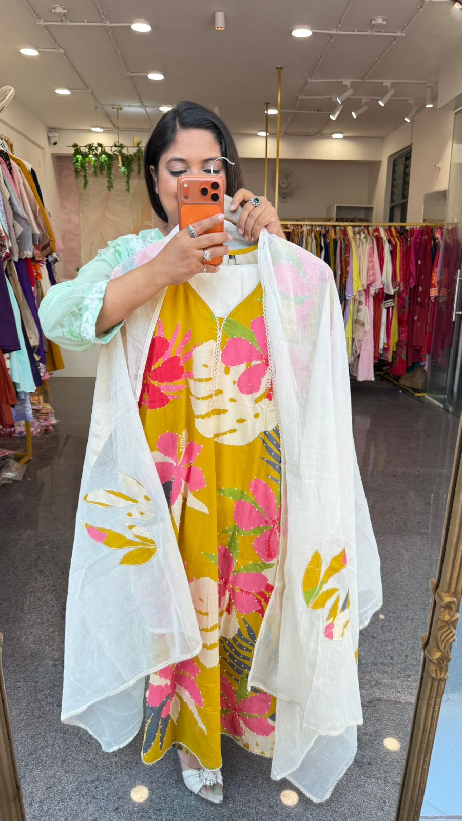 Pretty cotton githan work paired with applique dupatta and both sides pocket pant in yellow