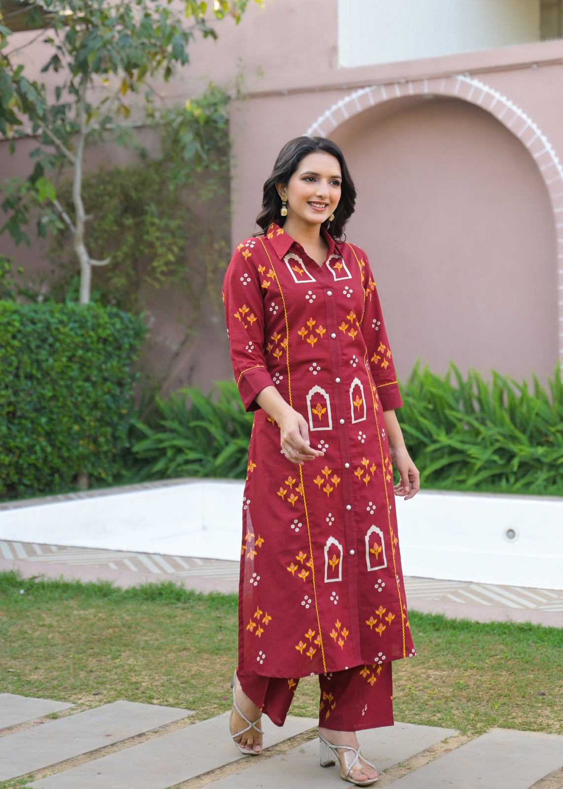 Pretty cotton bandhani co ord set in red
