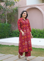 Pretty cotton bandhani co ord set in red
