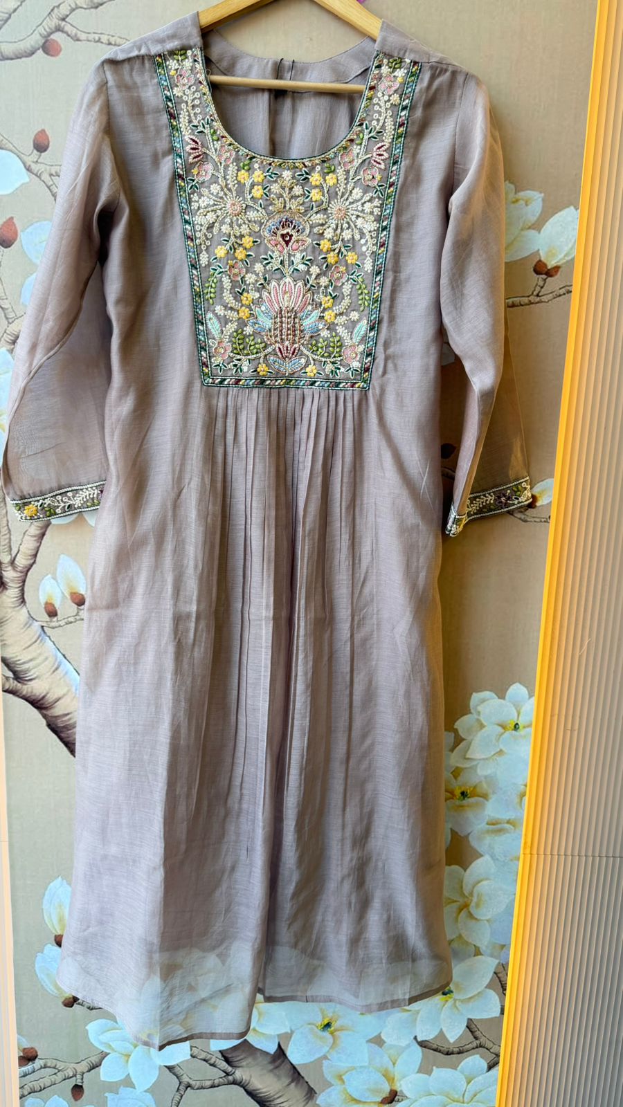 Pure Mul chanderi in cream with beautiful hand work in lilac
