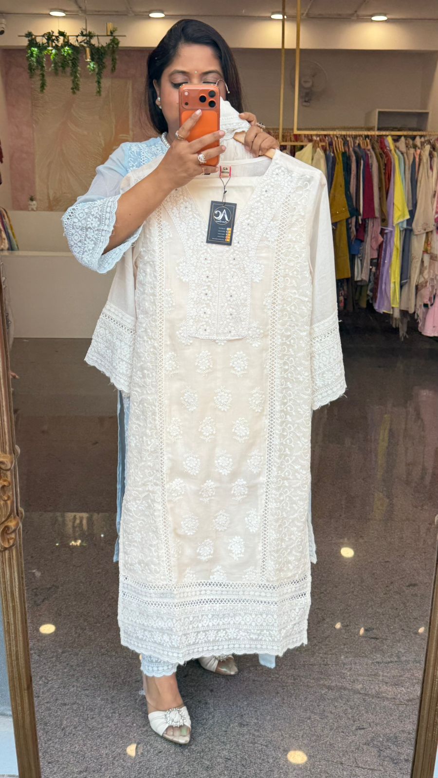 Mind blowing Mul cotton chikankari full suit set in cream
