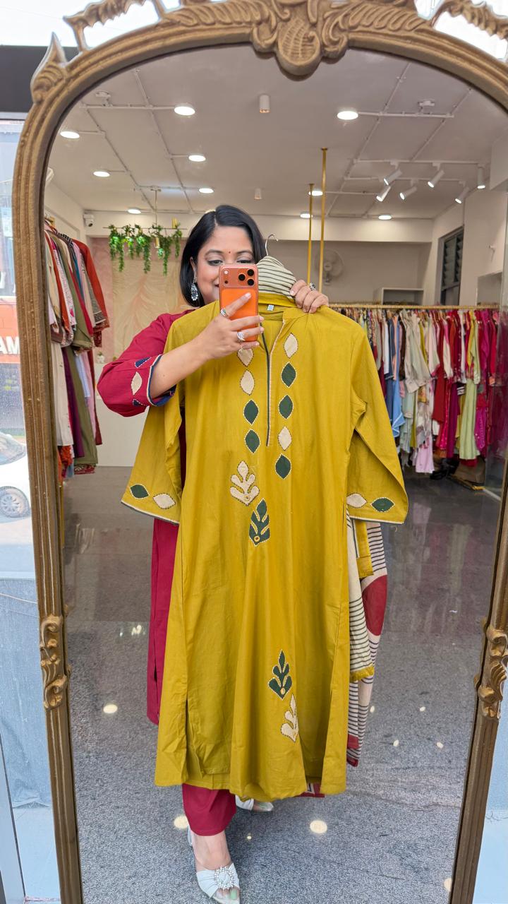 Applique work cotton suit set comes with pocket in yellow