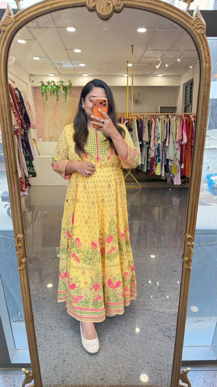 Pretty Georgette one piece in yellow