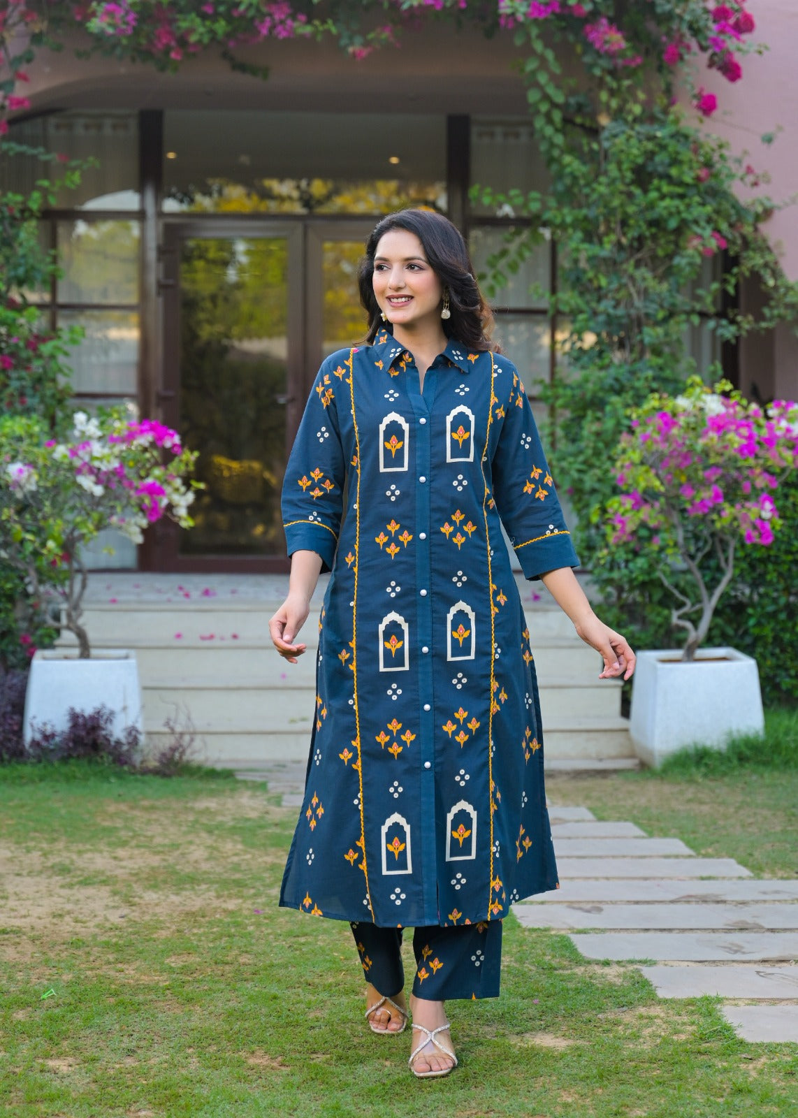 Pretty cotton bandhani co ord set in blue