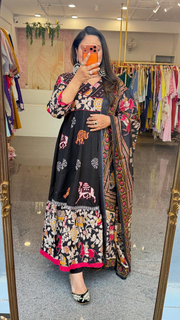 Super pretty cotton Anarkali with pretty handwork yoke full suit set in black