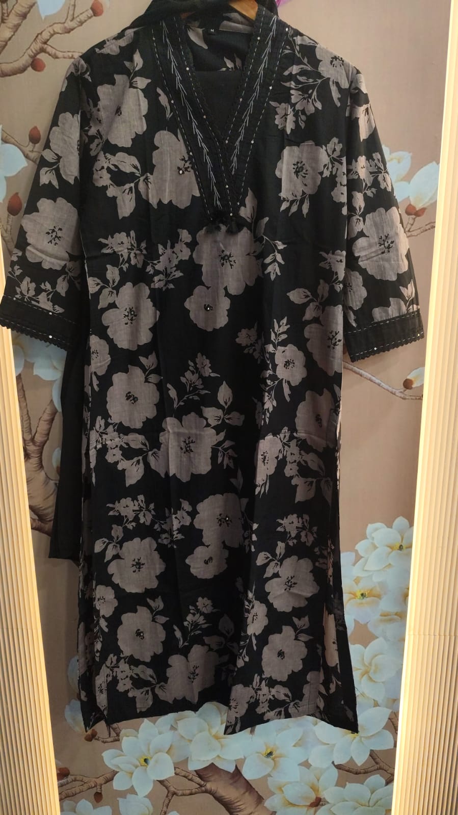 Beautiful cotton full suit in V neck