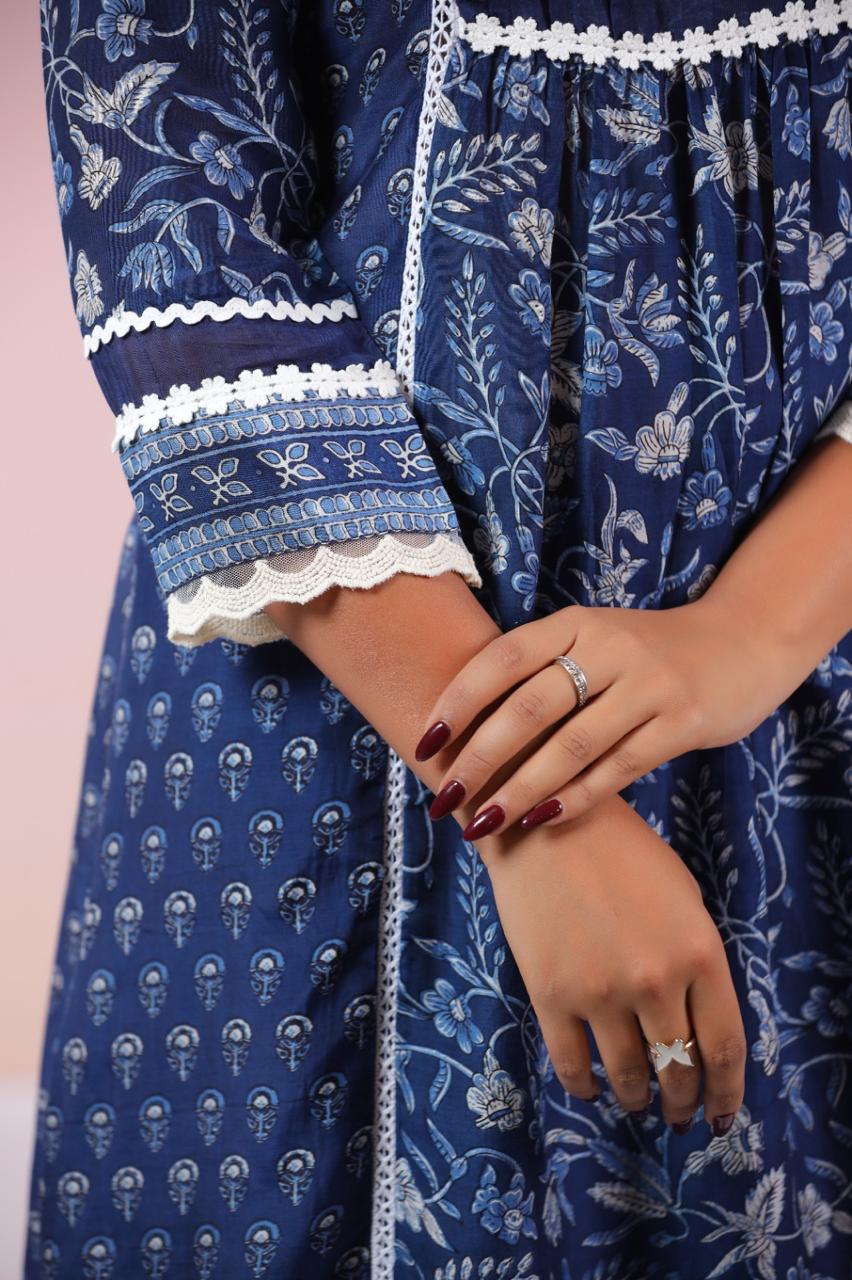 Pure Mul silk lace detailing indigo kurta pant